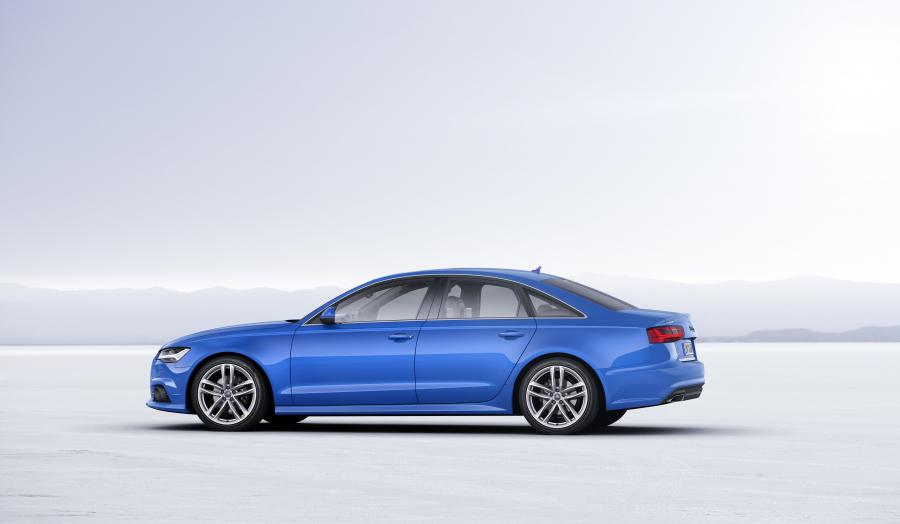  Audi A6 TFSI Quattro S-Line 2016 года  (WW) (фото 15 из 18)
